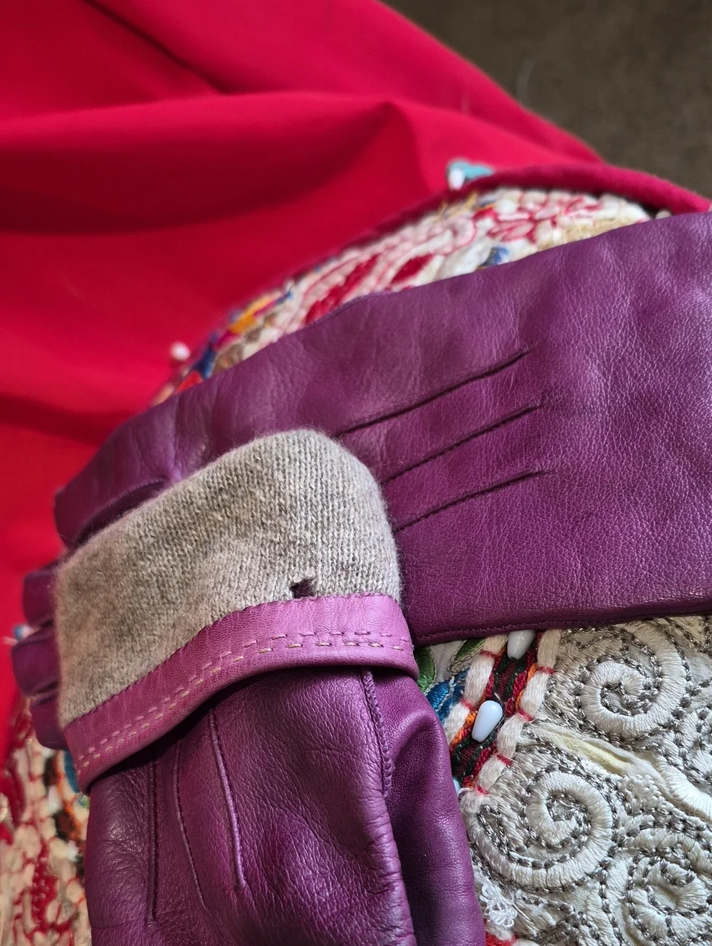 Coach Plum Leather Women's Gloves